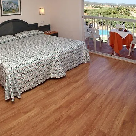 Invisa Es Pla - Adults Only 4*