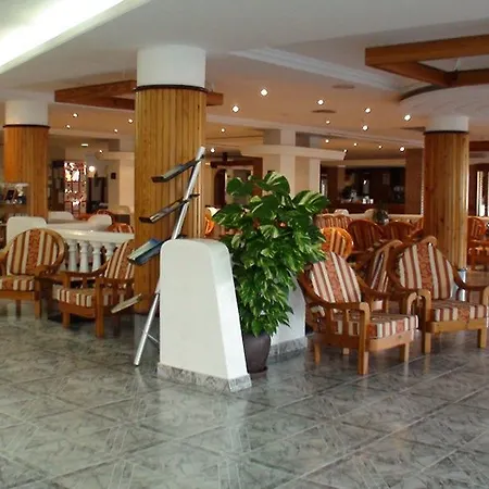 Invisa Es Pla - Adults Only